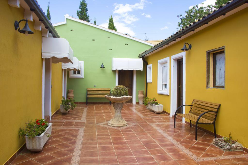 Hotel Iris La Eliana Exterior photo