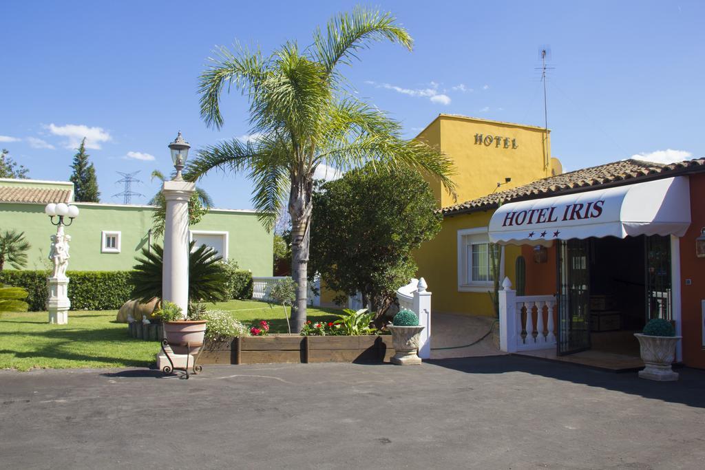 Hotel Iris La Eliana Exterior photo