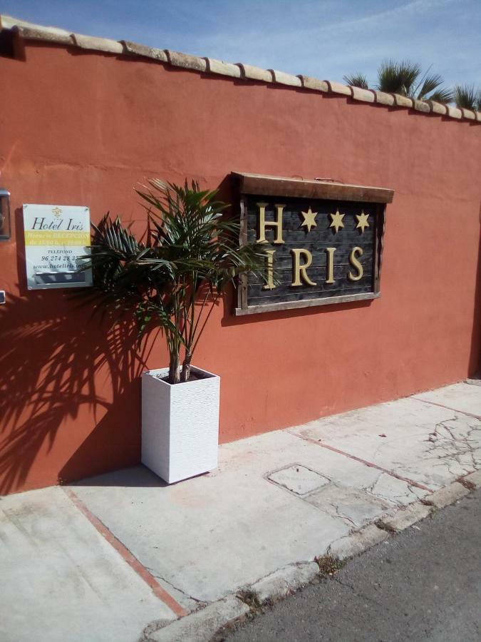 Hotel Iris La Eliana Exterior photo