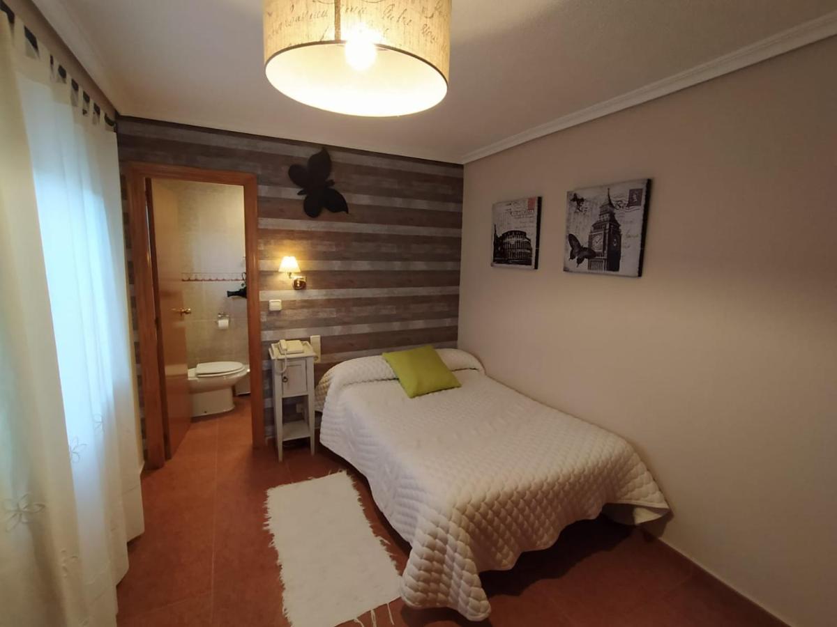 Hotel Iris La Eliana Exterior photo